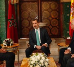 Su Majestad el Rey durante su encuentro con el presidente de la Cámara de Representantes del Reino de Marruecos, Habib El Malki 