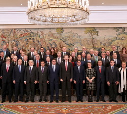 Su Majestad el Rey junto al Comité Ejecutivo de la Confederación Española de Organizaciones Empresariales (CEOE)