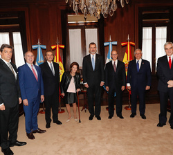Su Majestad el Rey con los altos representates del Poder Judicial de la Nación Argentina
