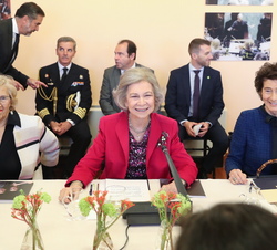 Su Majestad la Reina Doña Sofía durante la reunión del Patronato