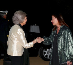 Su Majestad la Reina Doña Sofía recibe el saludo de la presidenta de las Illes Balears, Francina Armengol