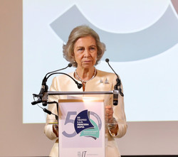 Su Majestad la Reina Doña Sofía durante su intervención en la Gala Conmemorativa