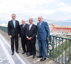 Su Majestad el Rey y Su Majestad el Rey Don Juan Carlos junto al Presidente de la República Italiana, Sergio Matarella y el Presidente de la República