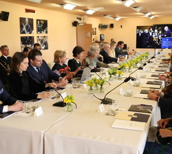 Doña Sofía preside la V Reunión del Círculo Internacional de la Escuela Superior de música Reina Sofía