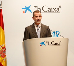 Tras la entrega de las becas, Su Majestad el Rey dirigió unas palabras a los asistentes