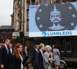 Su Majestad el Rey a su llegada al Ayuntamiento de Aquisgrán
