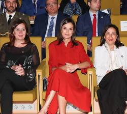 Su Majestad la Reina momentos antes de la proyección de un vídeo sobre Escuelas Seguras y la presentación del decálogo de Save the Children