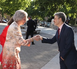 Su Majestad la Reina Doña Sofía recibe el saludo del gerente del Auditorio Nacional de Música, Narciso Mercé Cortés