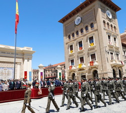 Don Felipe durante el desfile de la fuerza