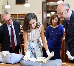 Doña Letizia durante la visita 