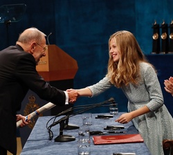 Su Alteza Real la Princesa de Asturias entrega del galardón a Javier Solana, presidente del Patronato del Museo Nacional del Prado, Premio Princesa de