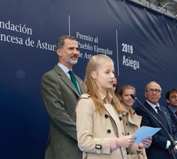 Doña Leonor durante sus palabras en el Premio al Pueblo Ejemplar de Asturias 2019