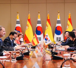 Detalle de la reunión de trabajo con objeto de la firma de acuerdos entre las dos naciones