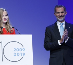 Su Alteza Real Princesa de Asturias y de Girona durante su intervención junto a Su Majestad el Rey