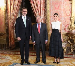 Sus Majestades los Reyes junto a Su Excelencia António Guterres, Secretario General de las Naciones Unidas