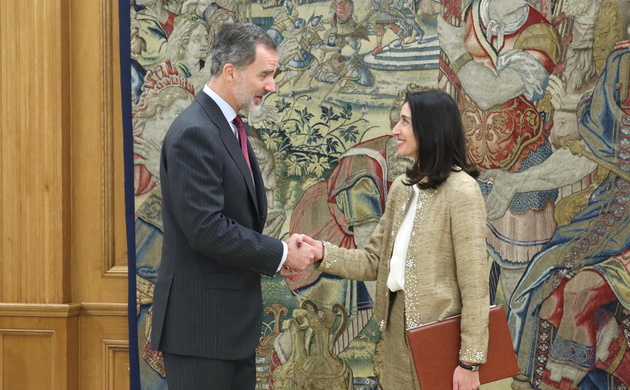 Su Majestad el Rey recibe el saludo de la presidenta del Senado, María Pilar Llop Cuenca