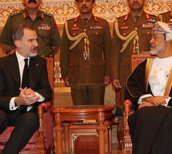 Su Majestad el Rey presenta al Sultán de Omán, Haitham Bin Tarek, sus condolencias con motivo del fallecimiento de Su Majestad Qaboos Bin Said