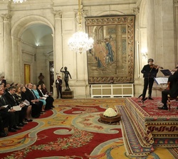 Interpretación del concierto en memoria de las víctimas del Holocausto