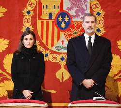 Sus Majestades los Reyes durante el funeral por la Infanta Doña Pilar