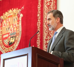 Su Majestad el Rey durante su intervención en la entrega de Despachos de Secretario de Embajada