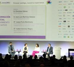 Vista general de la mesa redonda sobre la transformación del movimiento asociativo