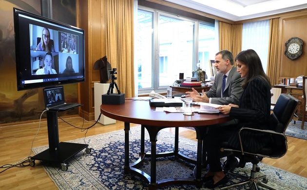 Videoconferencia de Sus Majestades los Reyes con la Asociación Educativa Ítaca