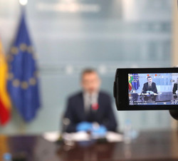 Grabación de Su Majestad el Rey durante su intervención en la reunión