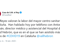 Sus Majestades los Reyes en contacto con el mayor centro sanitario de Cataluña, el hospital Vall d’Hebrón de Barcelona