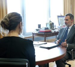 Despacho de Su Majestad el Rey con la ministra de Trabajo y Economía Social, Yolanda Díaz