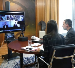 Sus Majestades los Reyes conversaron con deportistas e instituciones del ámbito del deporte