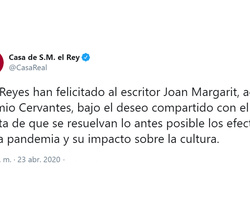 Conversación telefónica de Sus Majestades los Reyes con el Premio Cervantes 2019, el poeta Joan Margarit 