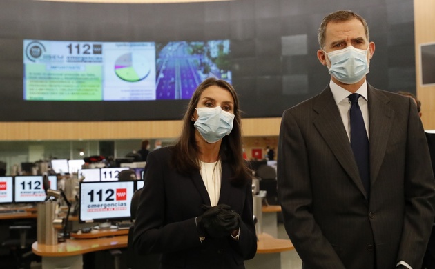 Sus Majestades los Reyes en el puesto de mando de la Agencia de Seguridad y Emergencias Madrid 112