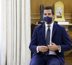 Enrique Riquelme Vives, fundador de Cox Energy, durante el encuentro mantenido con Sus Majestades los Reyes