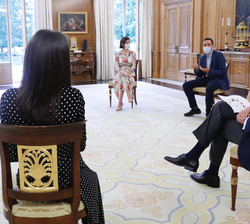Don Felipe y Doña Letizia durante el desarrollo de la audiencia