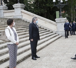 Su Majestad el Rey a su llegada a la sede de la Biblioteca Nacional de España