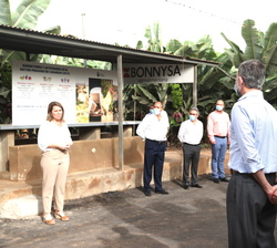 Don Felipe y Doña Letizia en El Confital, finca de explotación agroalimentaria de BONNYSA