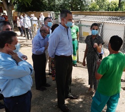 Don Felipe y Doña Letizia durante la visita