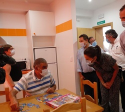 Don Felipe y Doña Letizia durante la visita