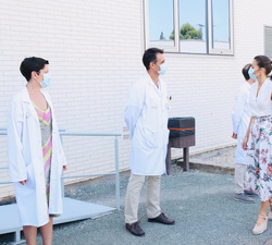 Sus Majestades los Reyes a su llegada al Instituto Murciano de Investigación Biosanitaria (IMIB)