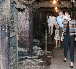 Don Felipe y Doña Letizia durante la visita