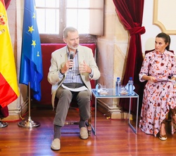 Intervención de Don Felipe durante la reunión