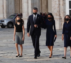 SS.MM. los Reyes y SS.AA.RR. la Princesa de Asturias y la Infanta Doña Sofía