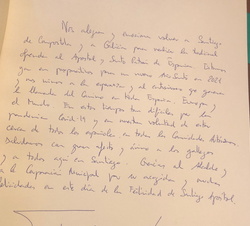 Detalle de la firma en el libro de Oro de la Ciudad de Santiago de Compostela por Sus Majestades los Reyes
