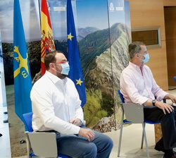 Don Felipe y Doña Letizia momentos antes del comienzo del diálogo