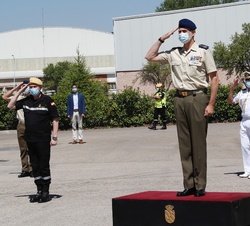 Su Majestad el Rey recibe honores de ordenaza tras su llegada a la UME