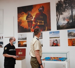Don Felipe durante la visita