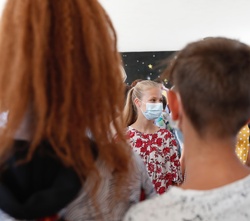 Su Alteza Real la Princesa de Asturias con los alumnos del Centro