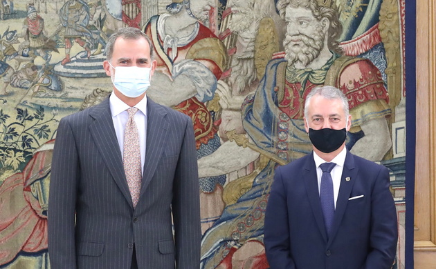 Su Majestad el Rey junto al Lehendakari del Gobierno Vasco, Iñigo Urkullu Renteria