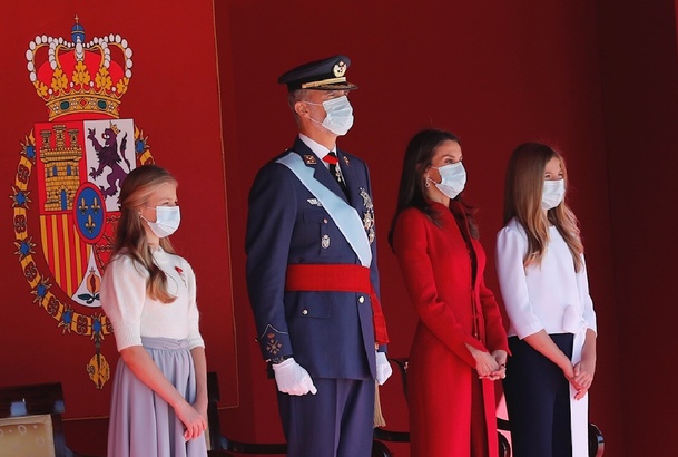 La Familia Real en el Palco de Honor durante el desarrollo de los actos
