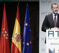 Su Majestad el Rey durante sus palabaras